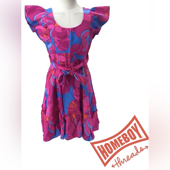 Tuckernuck Dresses & Skirts - NWT- Tuckernuck Pink and Blue Ruffled Tie Front Sundress Size S
